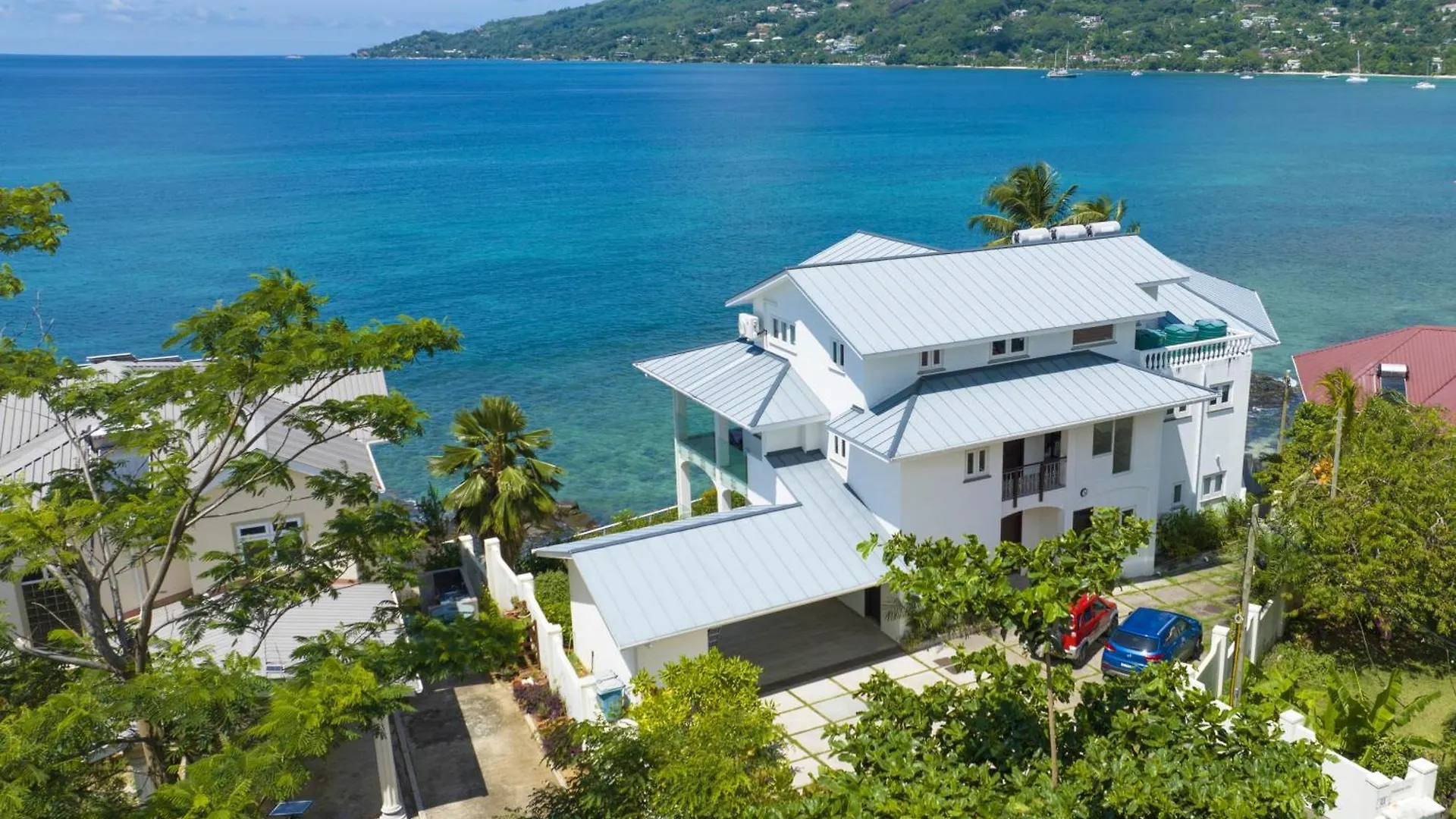 Vallonend Beachfront Villa With Excellent View Bel Ombre Aparthotel